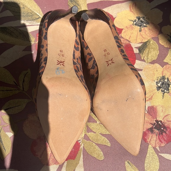 BCBGeneration Heidi size 9 1/2 B - Picture 5 of 6